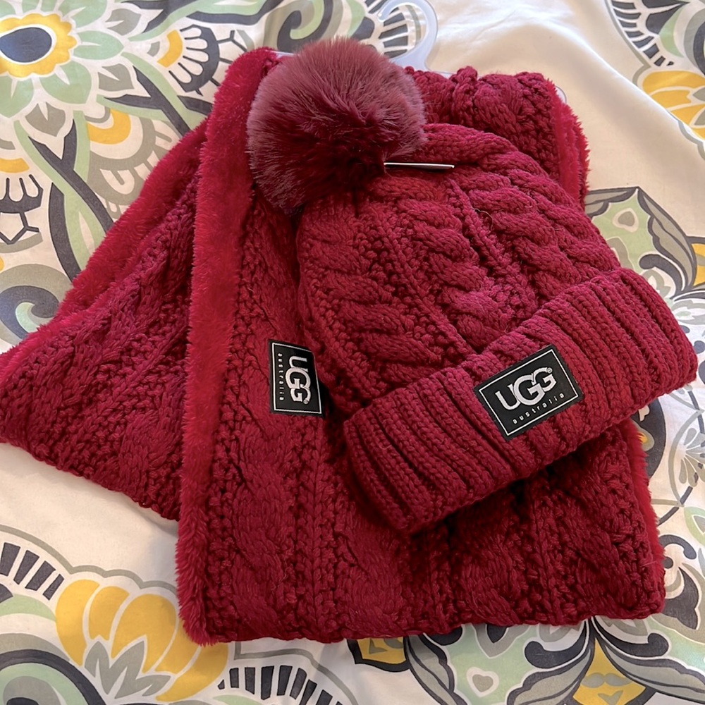 Wine Colored Hat and scarf set